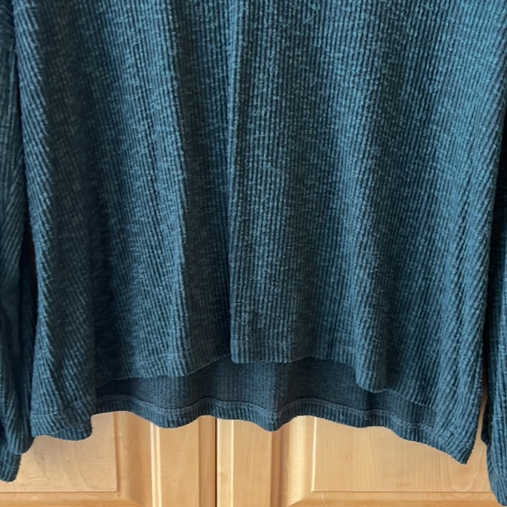 Gypsy Rose Dark Green / Turqouise Top - Picture 5 of 7